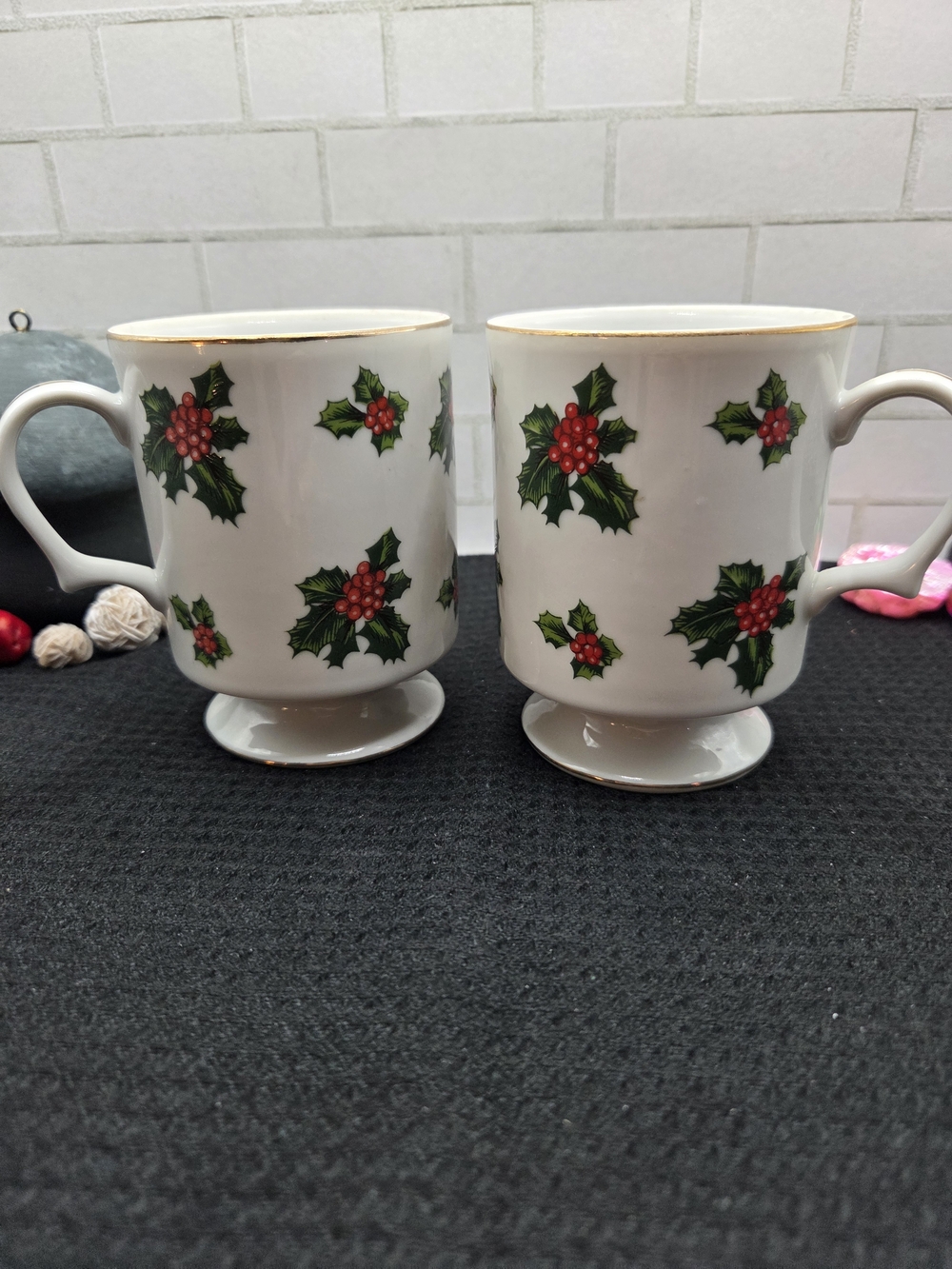 R172. Festive Holly Pedestal Mugs in White with Red Accents (Set of 2)